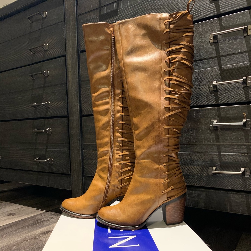 Venus knee high heeled boots